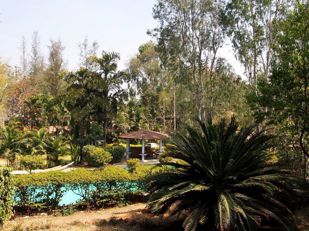 Eagle Ridge Resort Бангалор Экстерьер фото