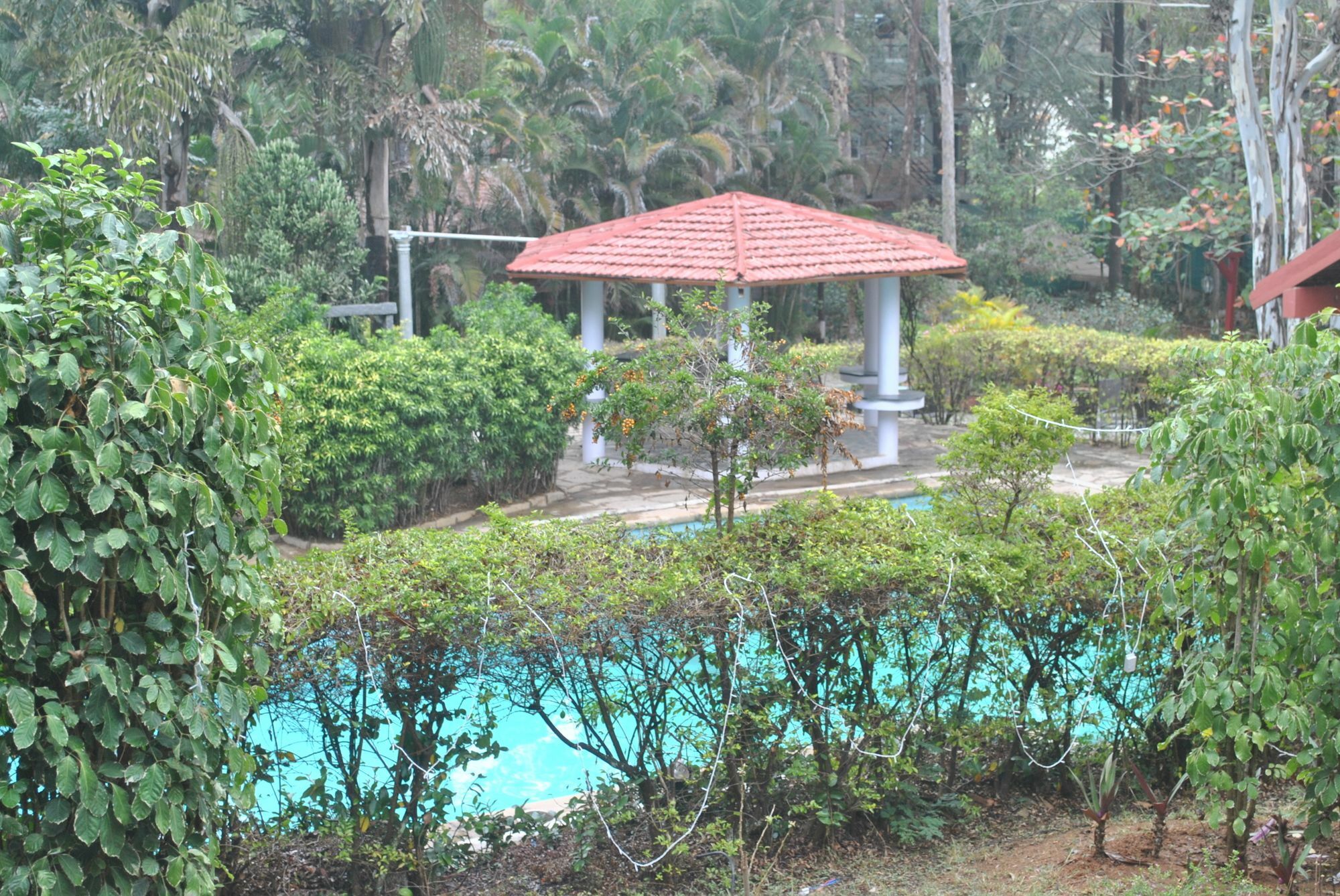 Eagle Ridge Resort Бангалор Экстерьер фото